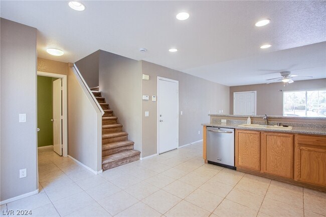 Building Photo - 10448 Dark Sands Ave