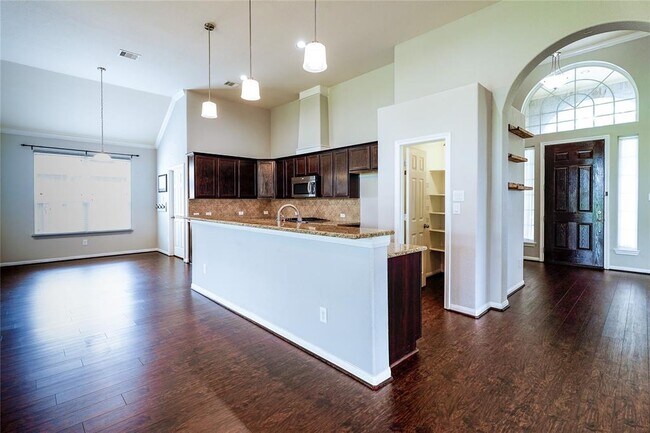 Building Photo - 6011 Watford Bend