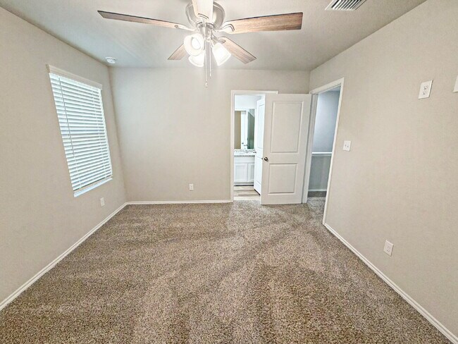 Building Photo - 258 Marigold Pl