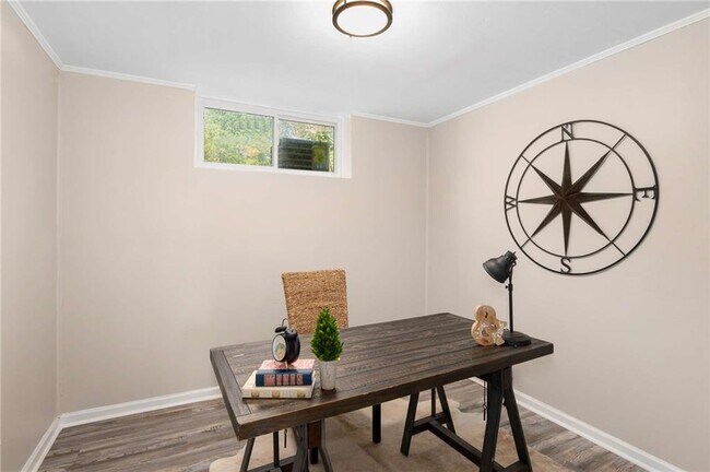 Building Photo - 3646 Rock Springs Dr