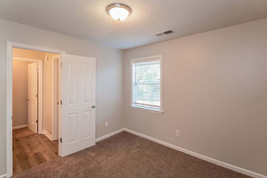 Building Photo - 9835 Morgan Meadows Cove