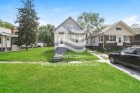 Building Photo - 2716 N Peoria Ave