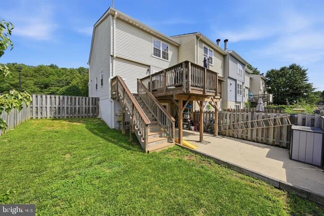 Building Photo - 15208 Cloverdale Rd