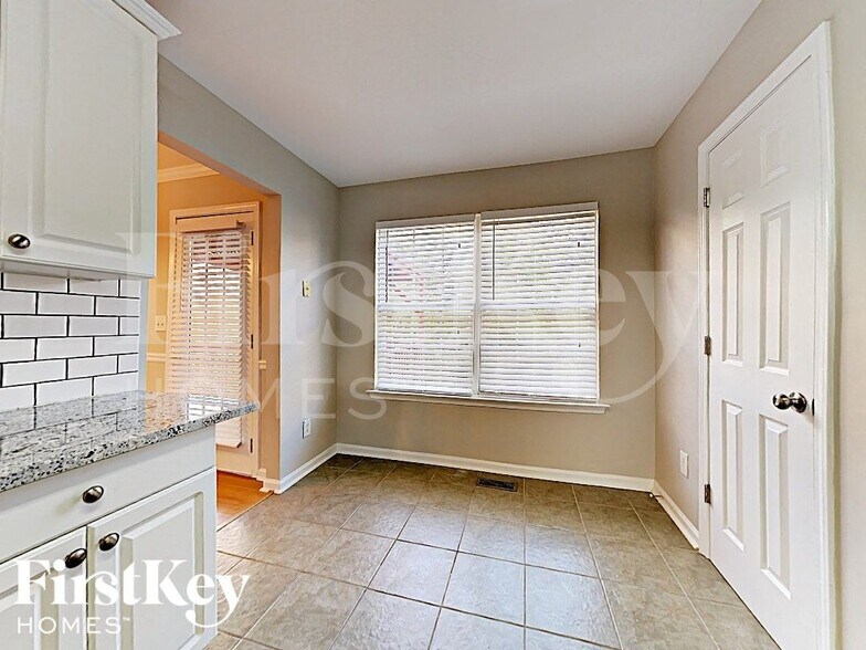 Building Photo - 2109 Cumberland Creek Trail SW