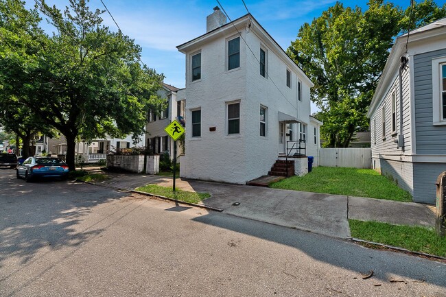 Primary Photo - Rental Home Downtown Charleston