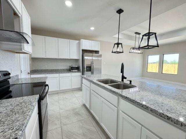 Building Photo - 6702 El Freno Ln