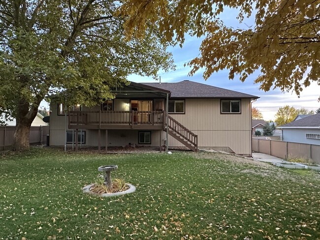 Building Photo - 9206 N Londale Dr