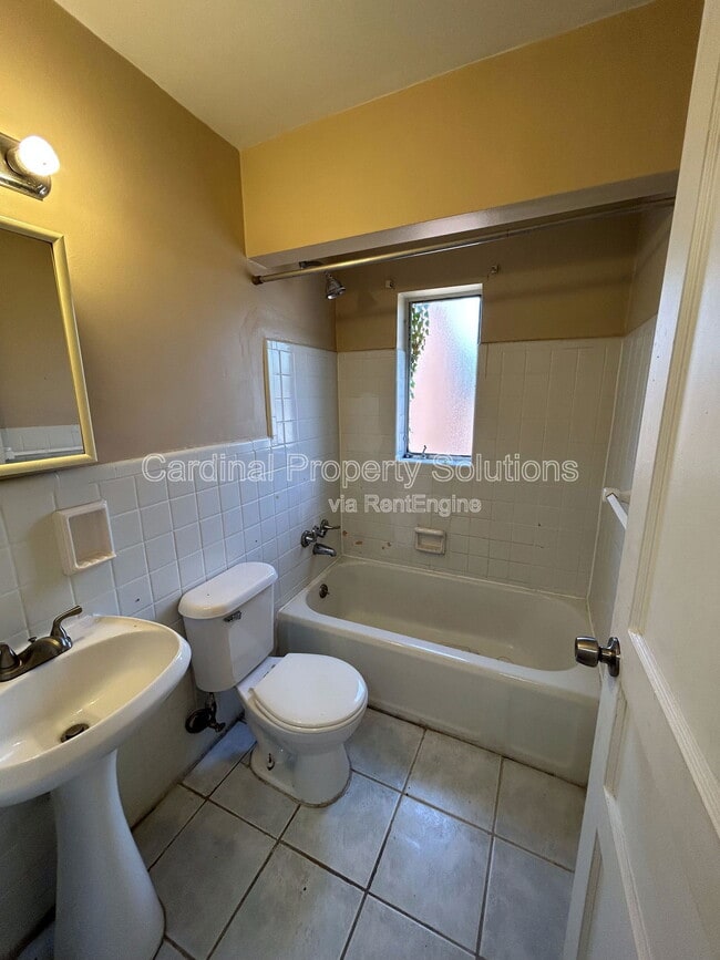 Building Photo - 126 Glenridge Pl