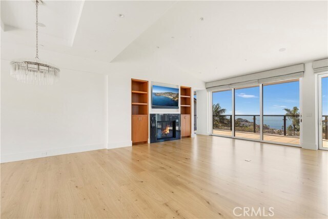 Building Photo - 420 Emerald Bay