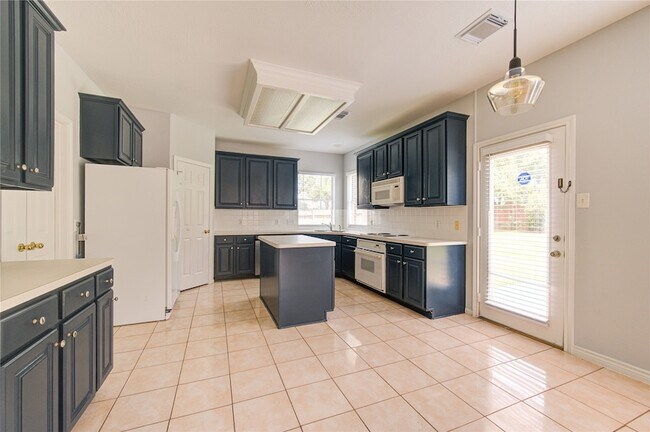 Building Photo - 15314 Amesbury Ln