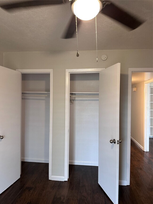 Building Photo - 713 S 2nd St