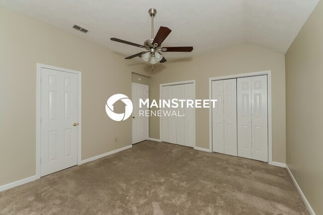 Building Photo - 1129 Mistletoe Cir