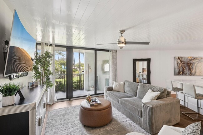 Building Photo - 1301 River Reach Dr