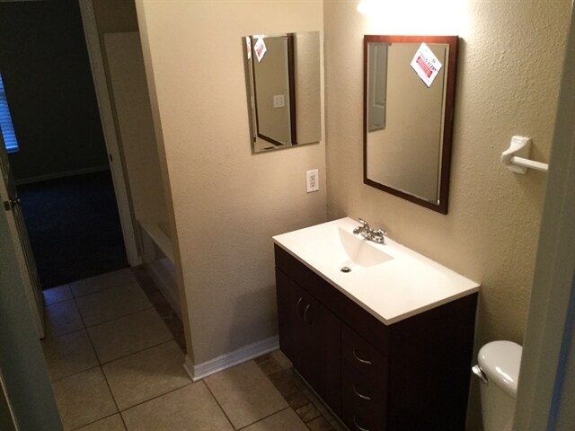 Building Photo - 4232 Settlers Ct