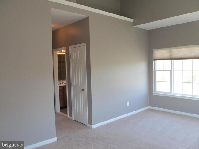 Building Photo - 20460 Greymont Terrace