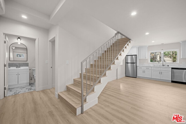 Building Photo - 1509 Edris Dr