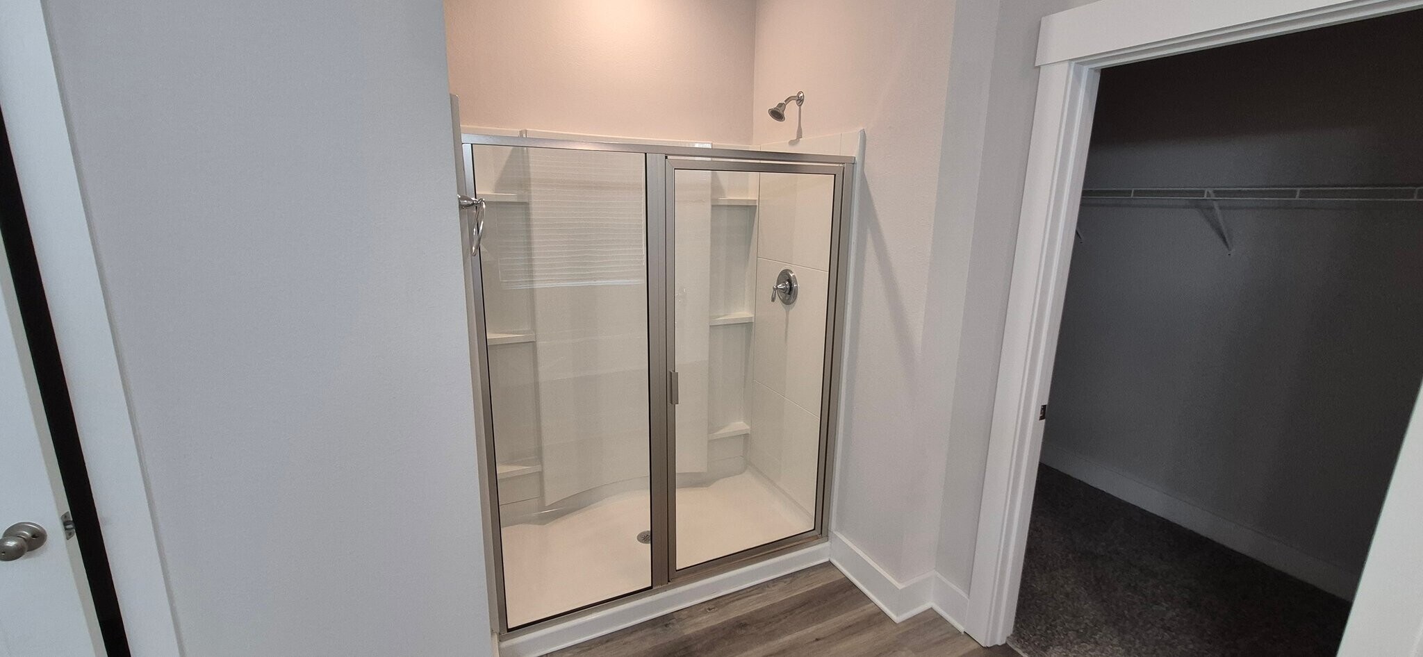 Building Photo - 6298 Forest Bay Ave