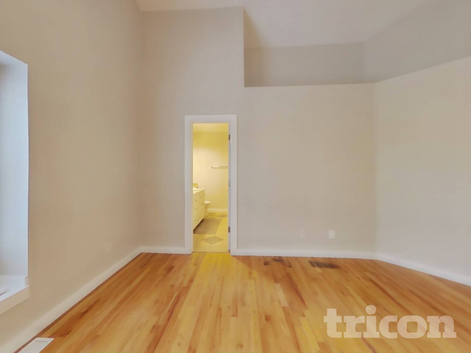 Building Photo - 106 N 49th Ave Ct