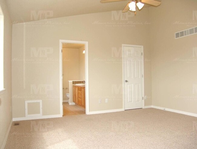 Building Photo - 277 S Ursula Ave