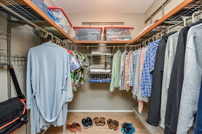 Building Photo - 1918 Quail Grove Ln