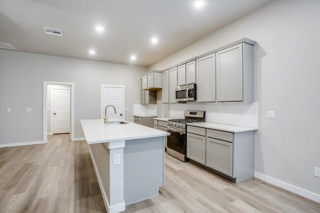 Building Photo - FIRST MONTH HALF OFF - MOVE IN SPECIAL!