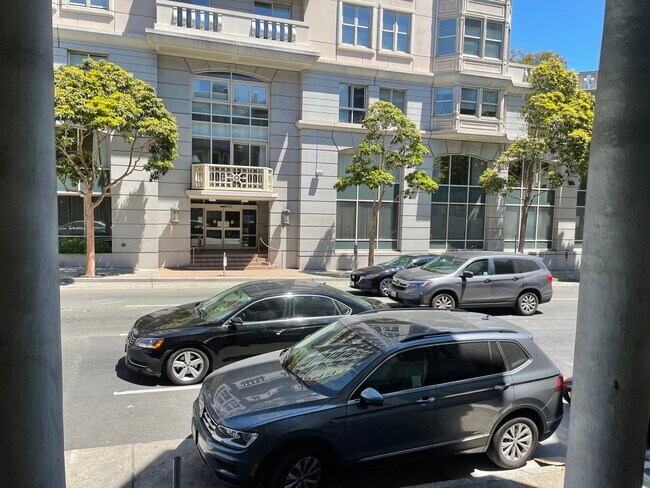 Building Photo - 1551 Franklin St