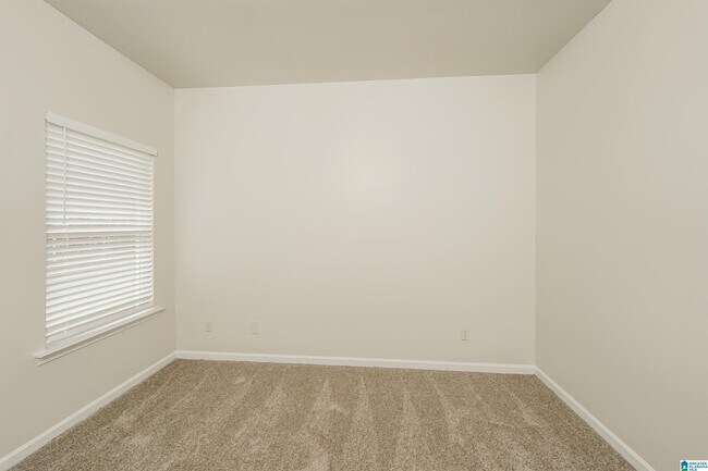 Building Photo - 6459 Southern Trace Dr
