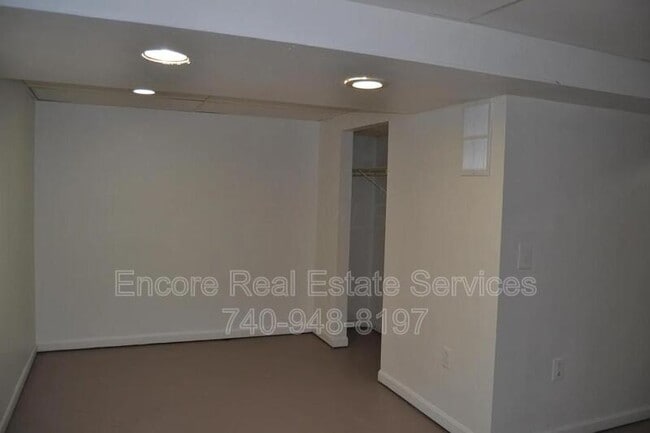 Building Photo - 450 Mt Vernon Rd