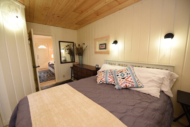 Building Photo - 759 MT-2