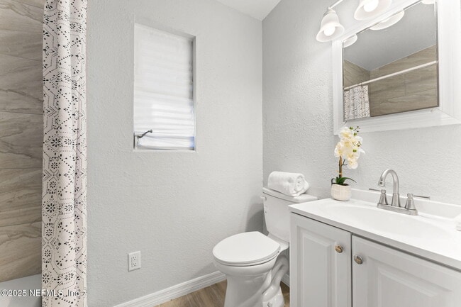 Building Photo - 1146 Carthage Dr