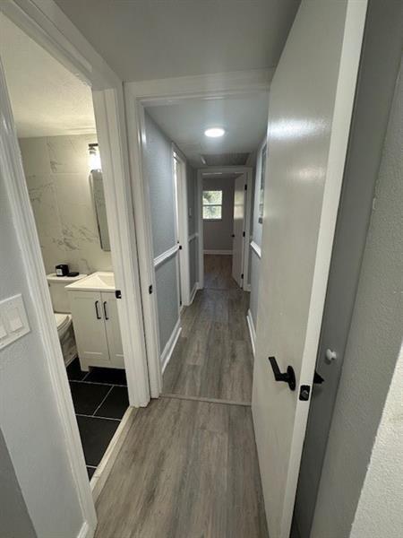 Building Photo - 2700 Coral Springs Dr