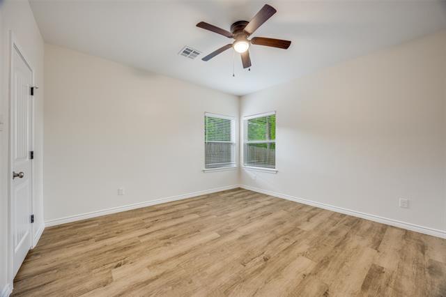 Building Photo - 2901 S Scullin Ave