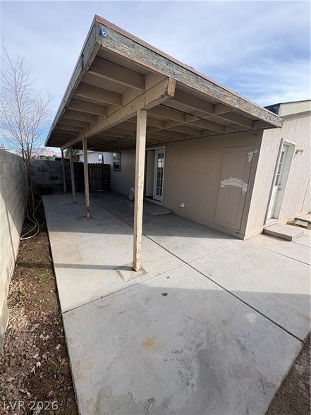 Building Photo - 1755 Peanut Ct