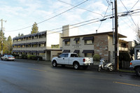 Building Photo - University View