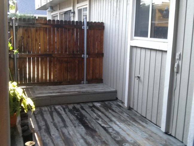 Building Photo - 6495 Happy Canyon Rd