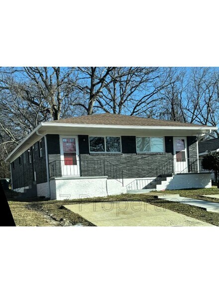 Building Photo - 2305 Citico Ave