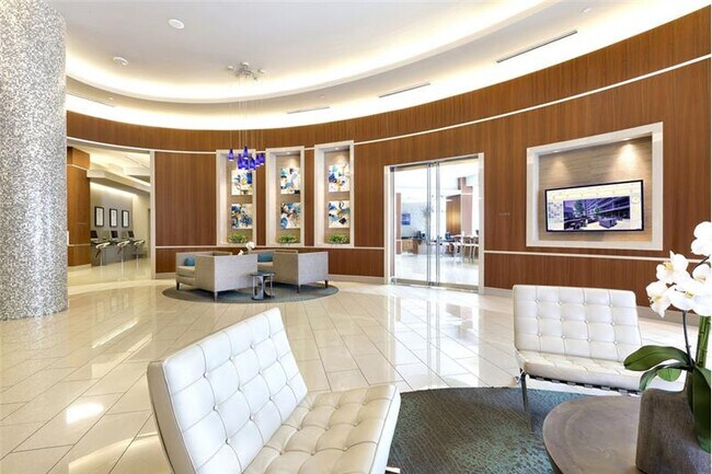 Building Photo - 302 Brazos St