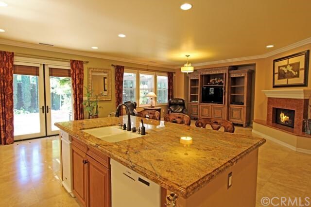 Kitchen View 1 - 44 Whitford