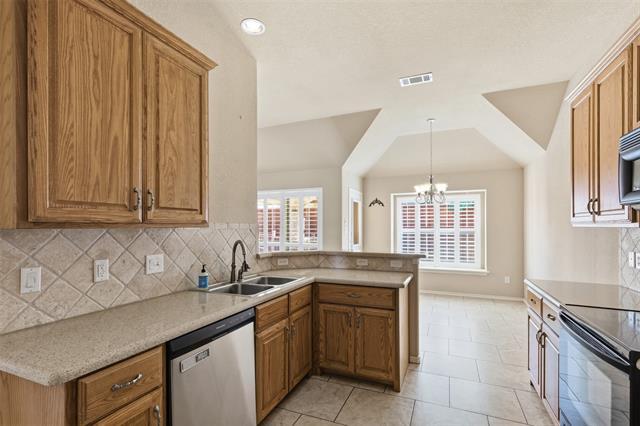 Building Photo - 1505 Elika Ct