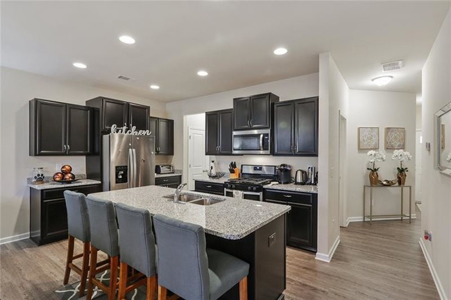 Building Photo - 3041 Creekside Overlook Way