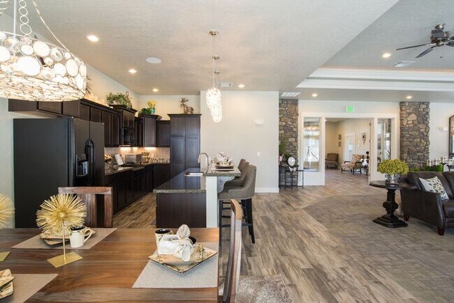 Building Photo - The Madison Courtyard