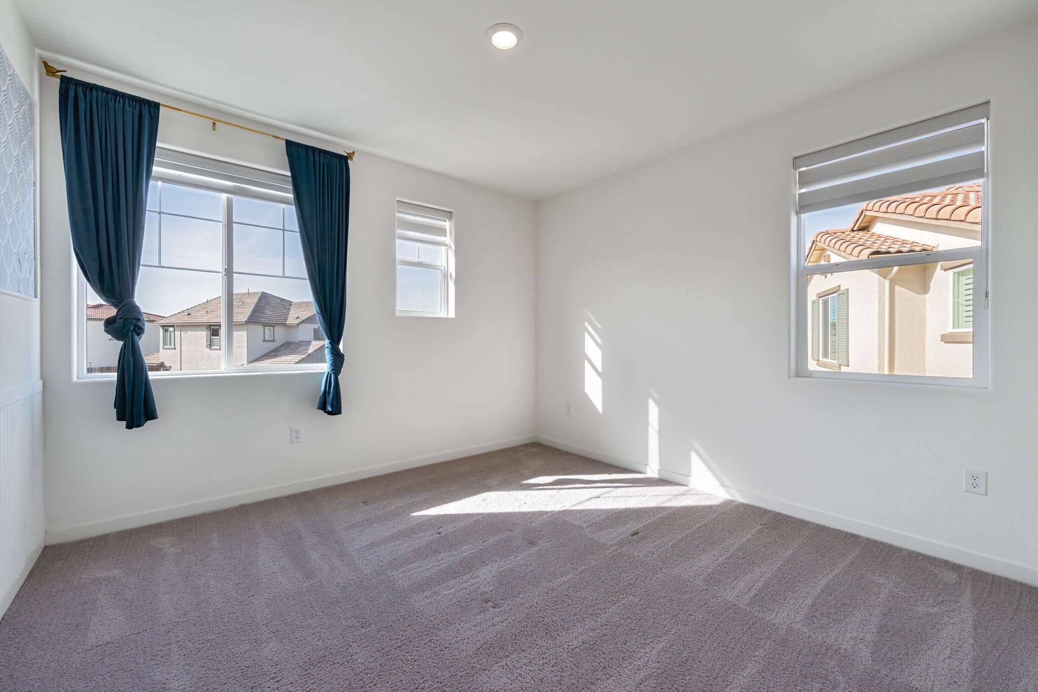 Building Photo - 4522 Drowsy Water Way