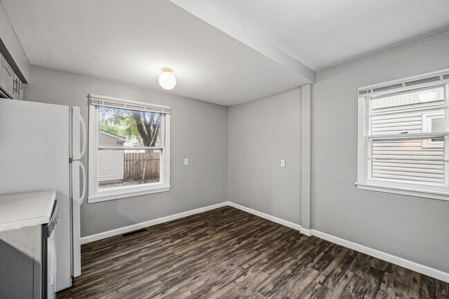 Building Photo - Gorgeous 4BR/2BA Home with Finished Lower ...