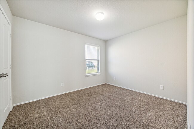 Building Photo - 23618 Bluewood Trace