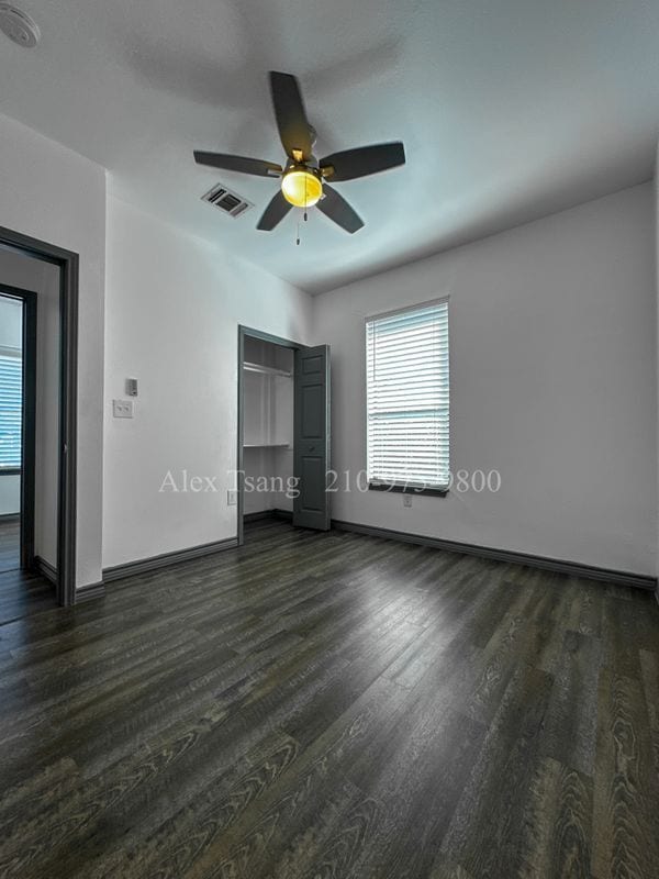 Building Photo - 802 Montana St