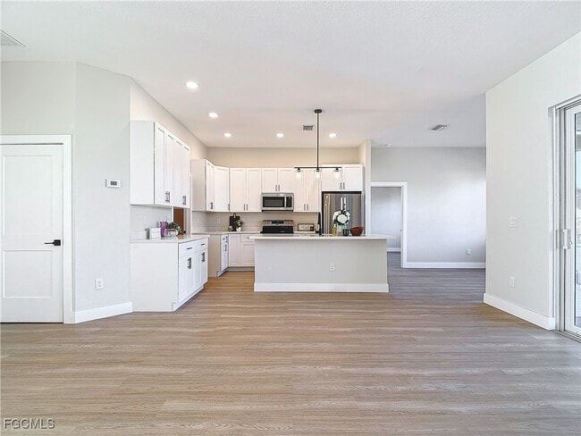 Building Photo - 5006 S Peachtree Cir