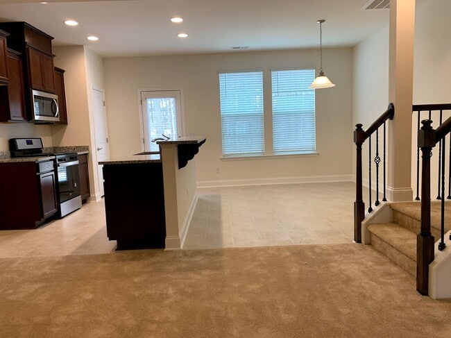 Building Photo - 4406 Bethel Park Dr