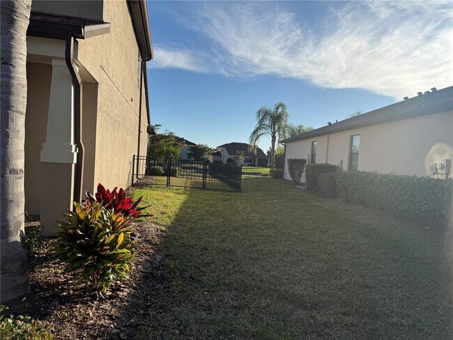 Building Photo - 2599 Marton Oak Blvd