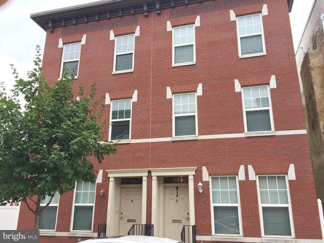 Primary Photo - 1231 Fitzwater St