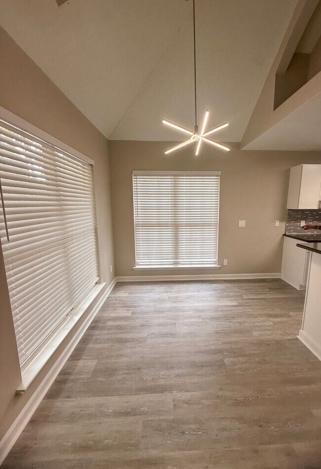 Building Photo - Copper Village Pooler